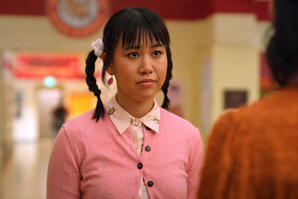 cast of Never Have I Ever - Ramona Young as Eleanor Wong