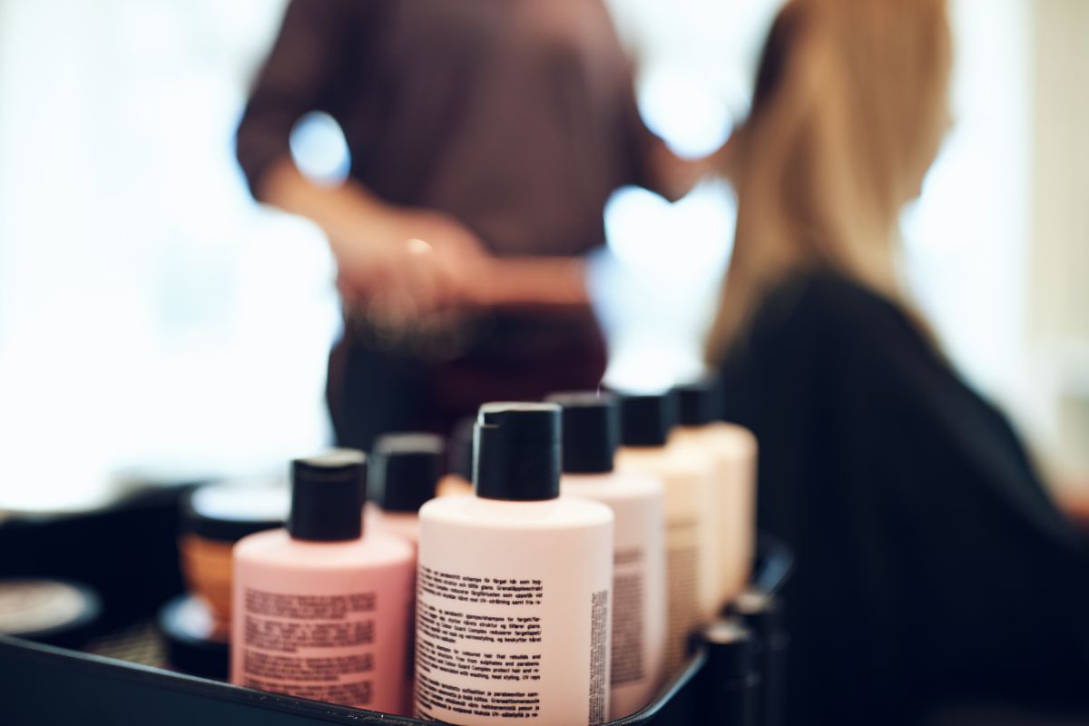 Applying Dye